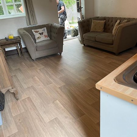 Barlow Country Club - Mill Farm Cottages Дронфийлд Екстериор снимка
